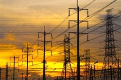 ارائه راهبردهای کلیدی صنعت برق به وزارتخانه‌های نیرو، صمت و کار